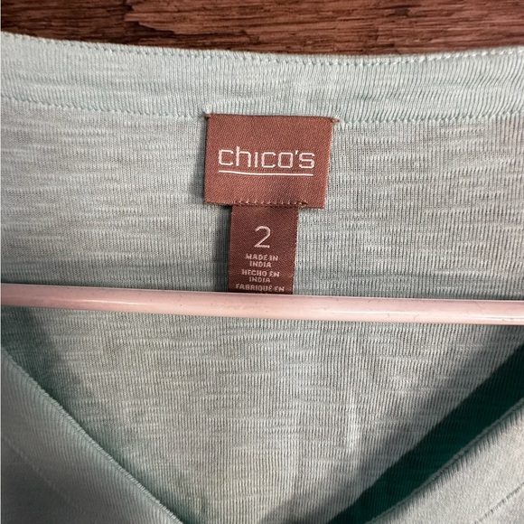 Chico's Blue Blouse Relaxed Fit V-Neck - Picture 5 of 8